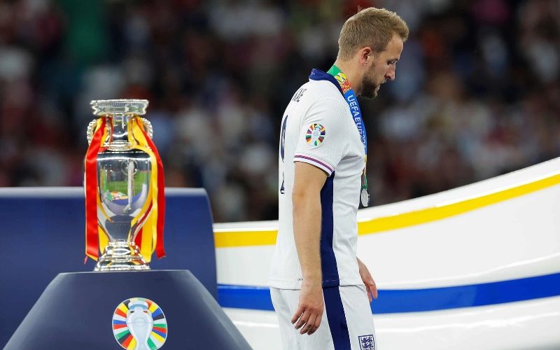 Harry Kane và nỗi ám ảnh danh hiệu Tiền đạo vĩ đại nhất chưa từng vô địch