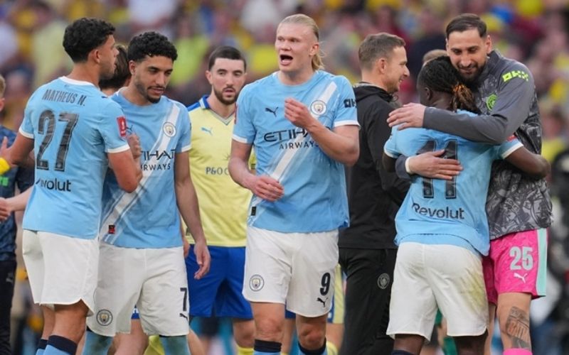 Manchester City thiết lập những tiêu chuẩn mới về sự hoàn hảo trong lối chơi