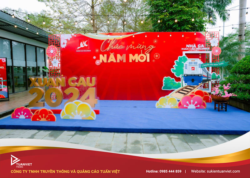 Backdrop tất niên đẹp