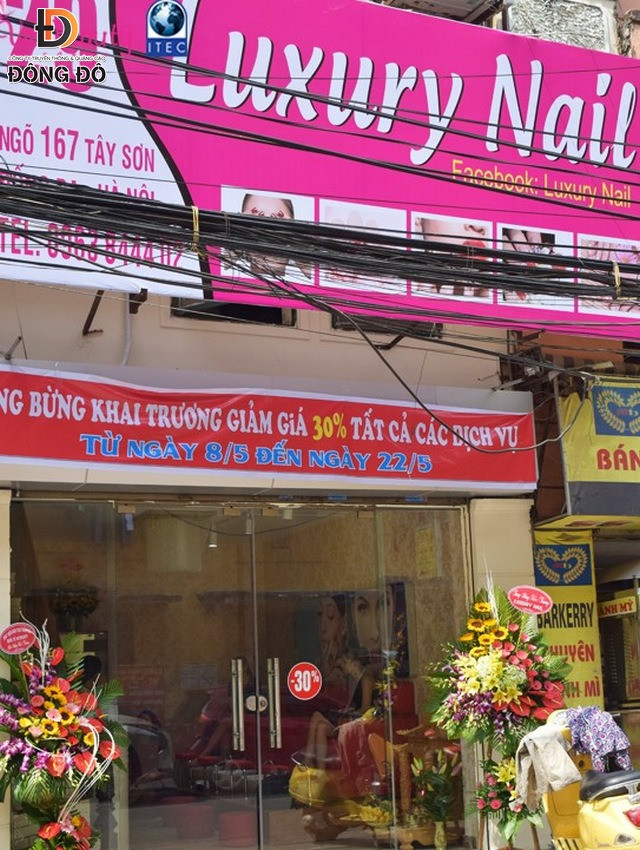 Mẫu băng rôn khai trương cửa hàng Luxury Nail