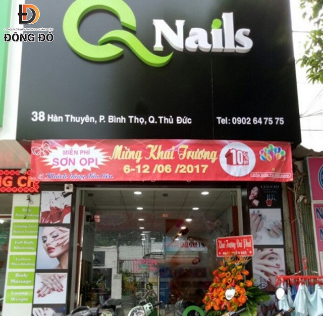 Chú ý đến từng chi tiết để băng rôn trở thành “điểm sáng” trong ngày khai trương