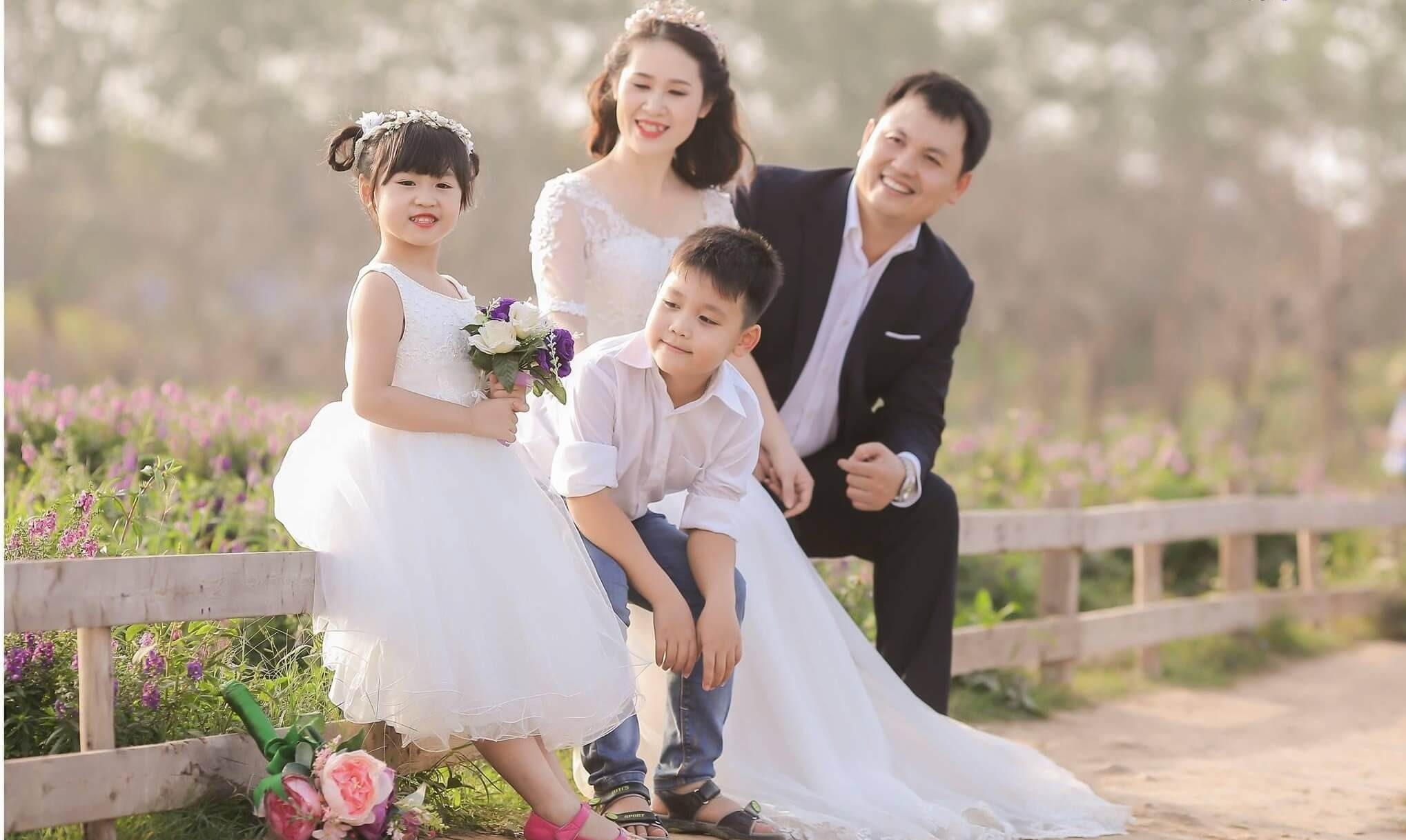 Khoảnh khắc hạnh phúc với phong cách chụp hình tự nhiên