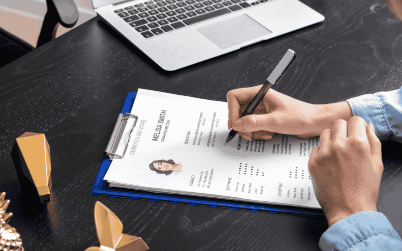 Phần Thông tin cá nhân giống như một tấm danh thiếp