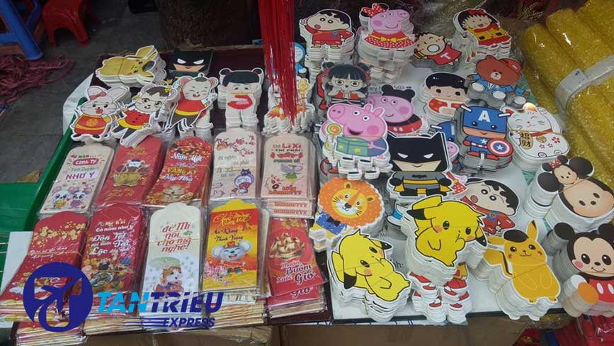 Nhiều mẫu mã bao lì xì bắt mắt theo "trend" thị trường