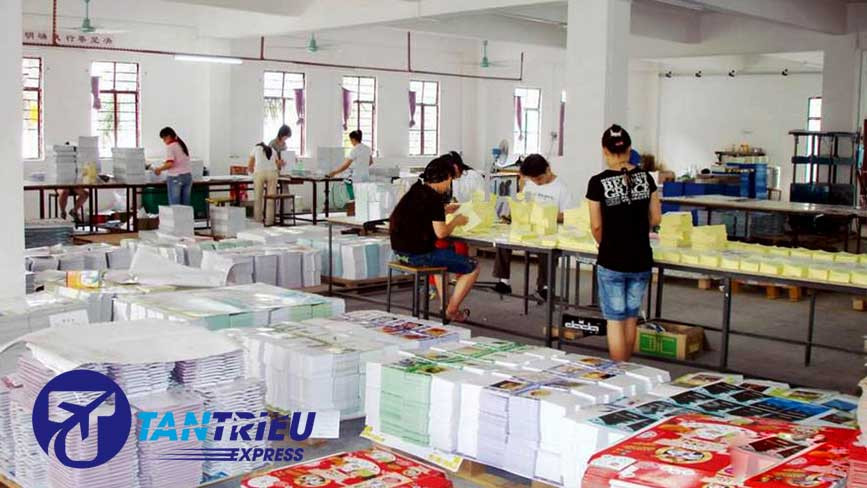 Các nhà sản xuất lịch đang khẩn trương cho những đơn hàng trước Tết