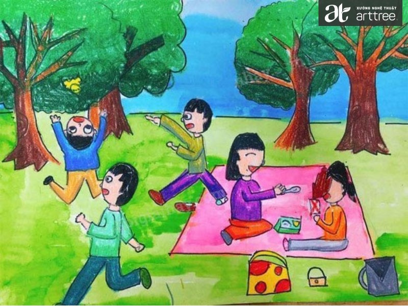 Gia đình hoặc bạn bè picnic dưới bóng cây xanh mát