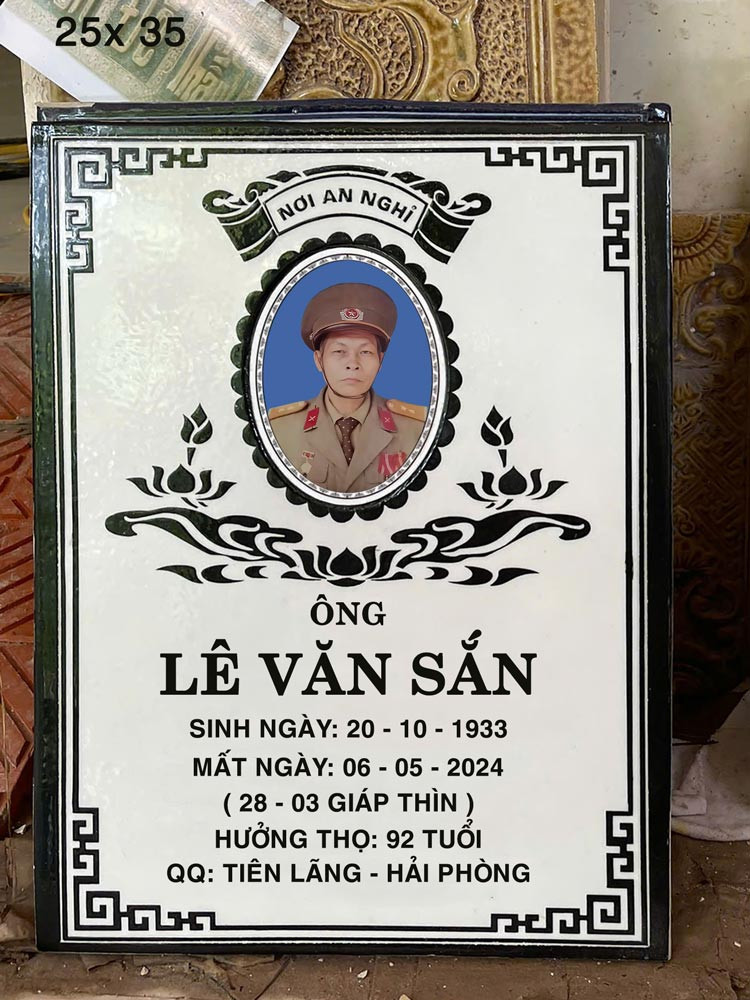 Mẫu bia mộ có ảnh chân dung rõ nét