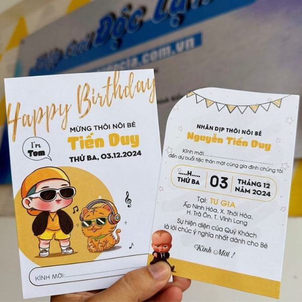 Mẫu thiệp mời thôi nôi đẹp mắt