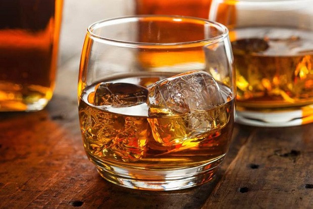 Rum (rượu ly pha)