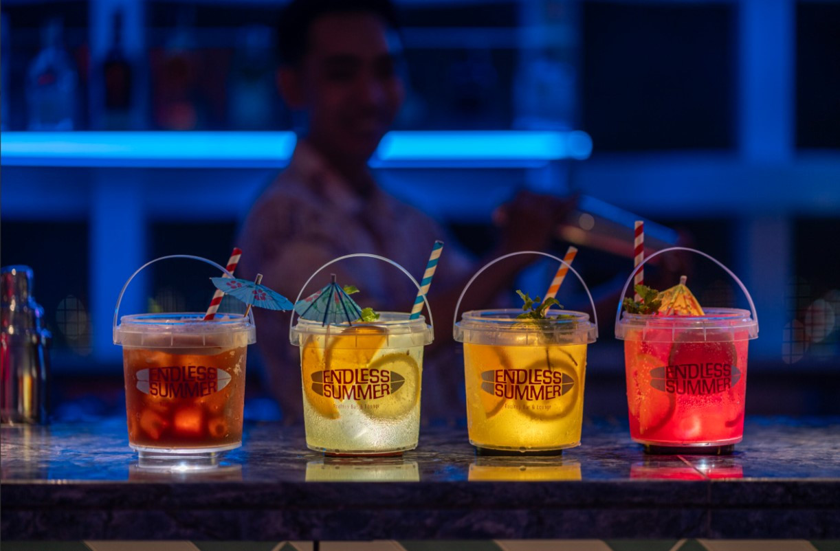 Cocktail đặc trưng của Endless Summer Rooftop Bar & Lounge