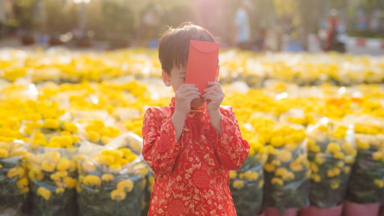 Lì xì là biểu tượng của sự tôn trọng, lòng biết ơn và sự cho đi.