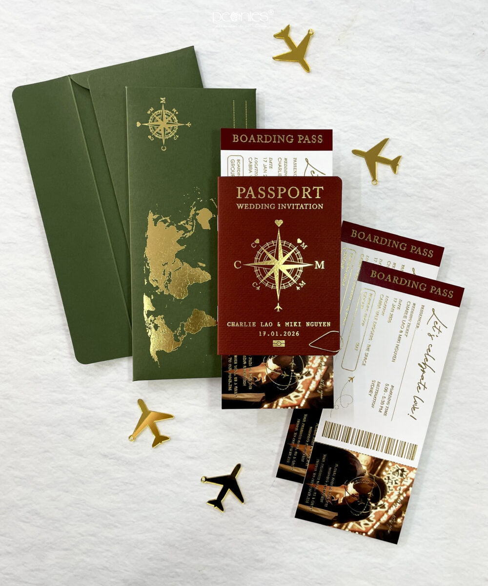 Thiết kế thiệp cưới phong cách passport độc đáo kết hợp màu đỏ và xanh đậm cùng kỹ thuật ép kim sang trọng
