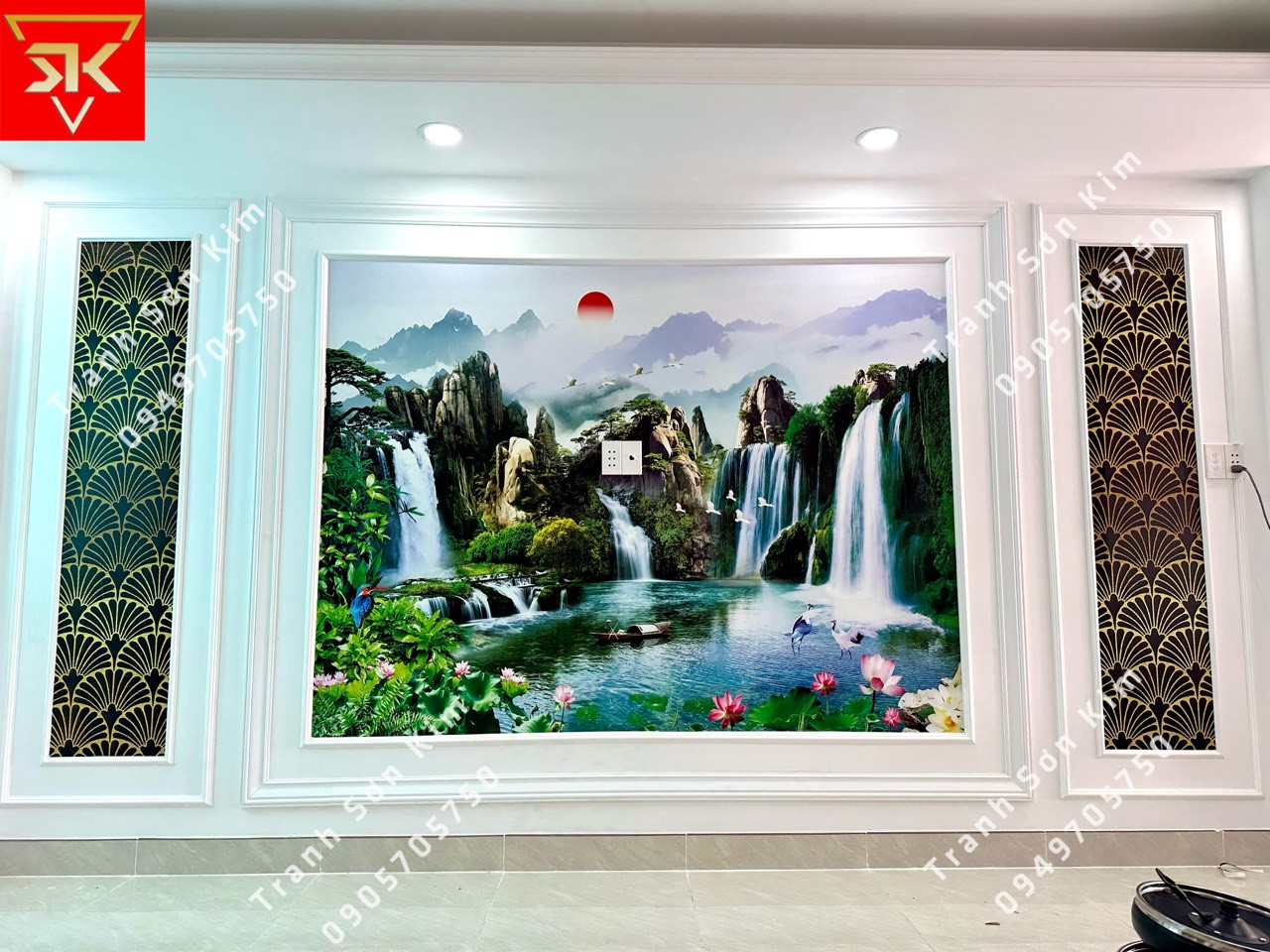 Tranh dán tường sơn thủy hữu tình với thác nước, cây cối xanh mát